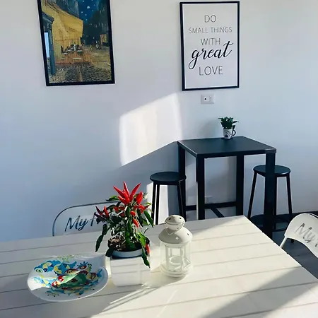 Terrazza Azzurromare * מינטורנו